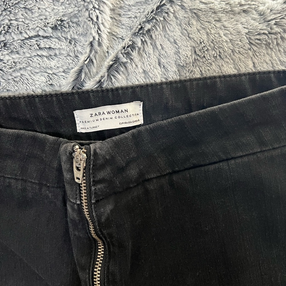 Zara black denim mini flair jeans with metal rings at the bottom - Picture 8 of 10